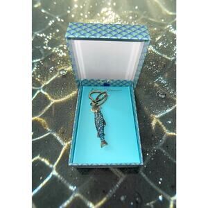 Betsey Johnson Viral Blue Crystal Sardine Fish Keychain Bag Charm NIB NWT HTF